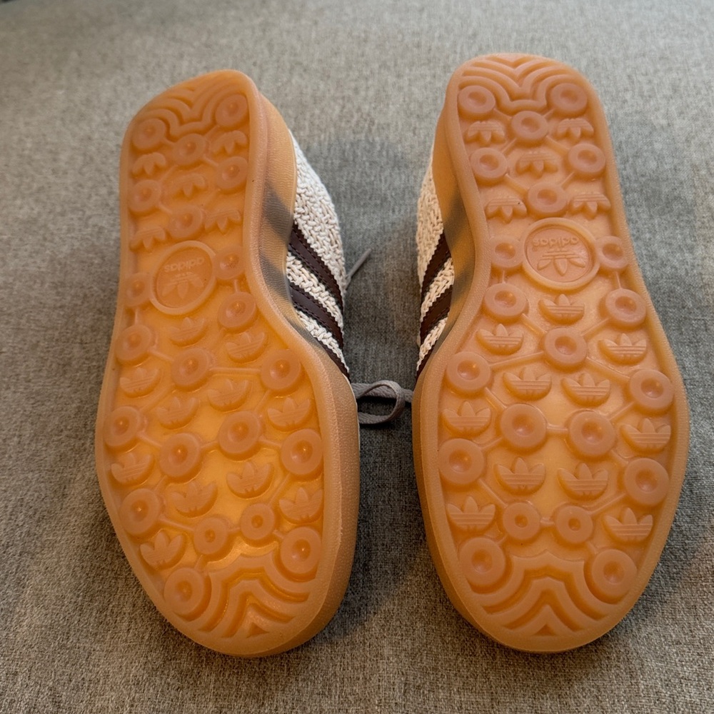 Adidas Gazelle Indoor Crochet Sneakers in Sand Strata/Premium Brown Size 7 New! - Picture 7 of 7